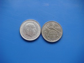 Moneda 5 PESETAS 1957 estrella 58, Franco, con calidad MBC