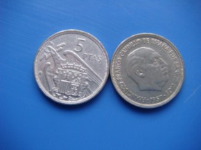 Moneda 5 PESETAS 1957 estrella 59, Franco, con calidad MBC
