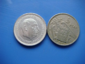 Moneda 5 PESETAS 1957 estrella 64, Franco, con calidad MBC