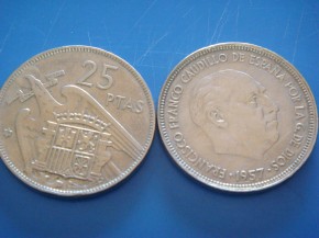 Moneda 25 PESETAS 1957 estrella 65, Franco, con calidad MBC