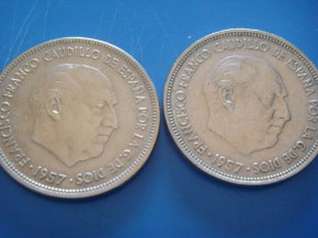 Moneda 25 PESETAS 1957 estrella 67, Franco, con calidad MBC
